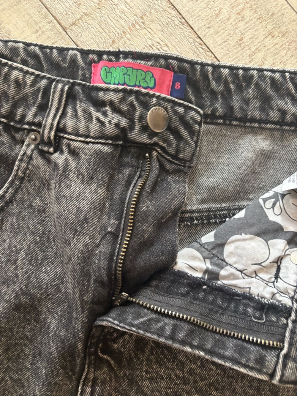 Empyre Washed Black Denim Shorts with Green Logo - Picture 4 of 7
